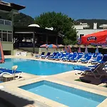 Apartmanhotel Truva Apart 3*