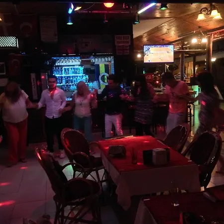 Ξενοδοχείο με διαμερίσματα Truva Apart İcmeler