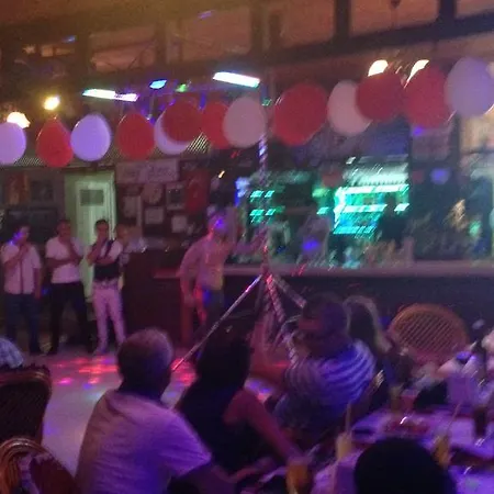 Ξενοδοχείο με διαμερίσματα Truva Apart 3*