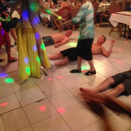 Ξενοδοχείο με διαμερίσματα Truva Apart