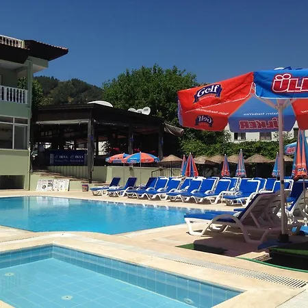 アパートホテル Truva Apart