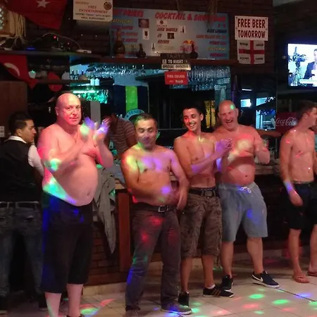 アパートホテル Truva Apart イチュメレール