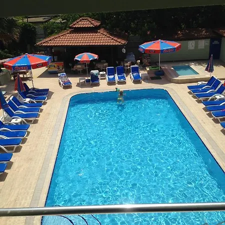 Lejlighedshotel Truva Apart 3*