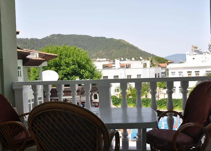 아파트호텔 Truva Apart 3*