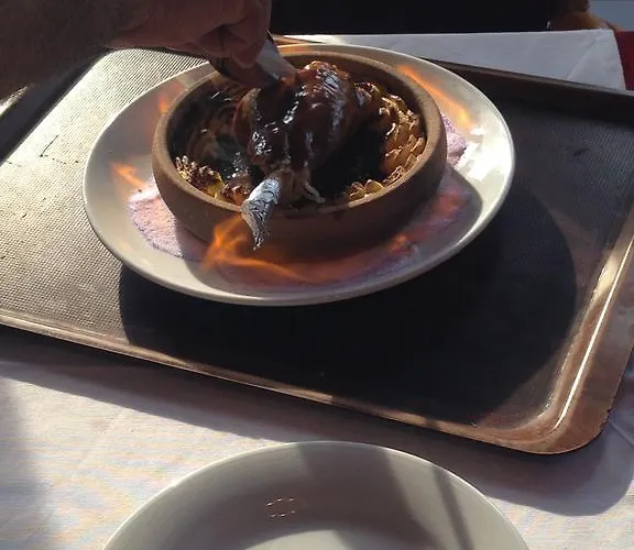 아파트호텔 Truva Apart 3*