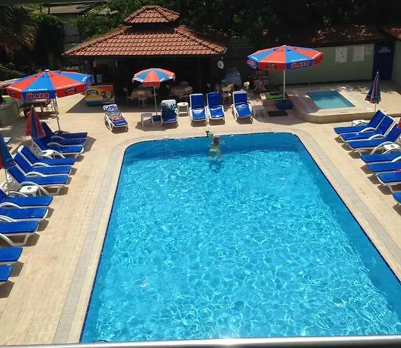 아파트호텔 Truva Apart 3*